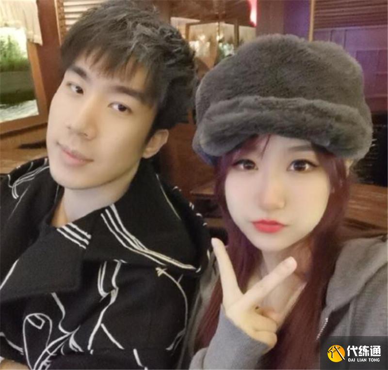 LOL手游_骚男转型